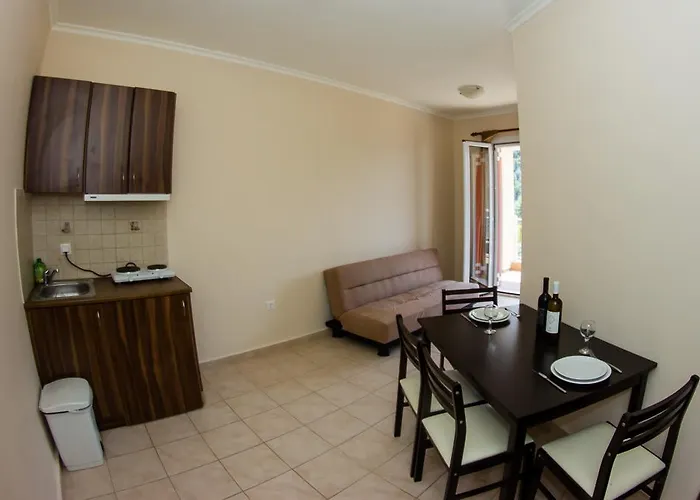 Filoxenia Апартаменты Geni (Lefkada)