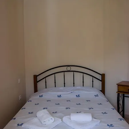 Filoxenia Apartamento Yénion